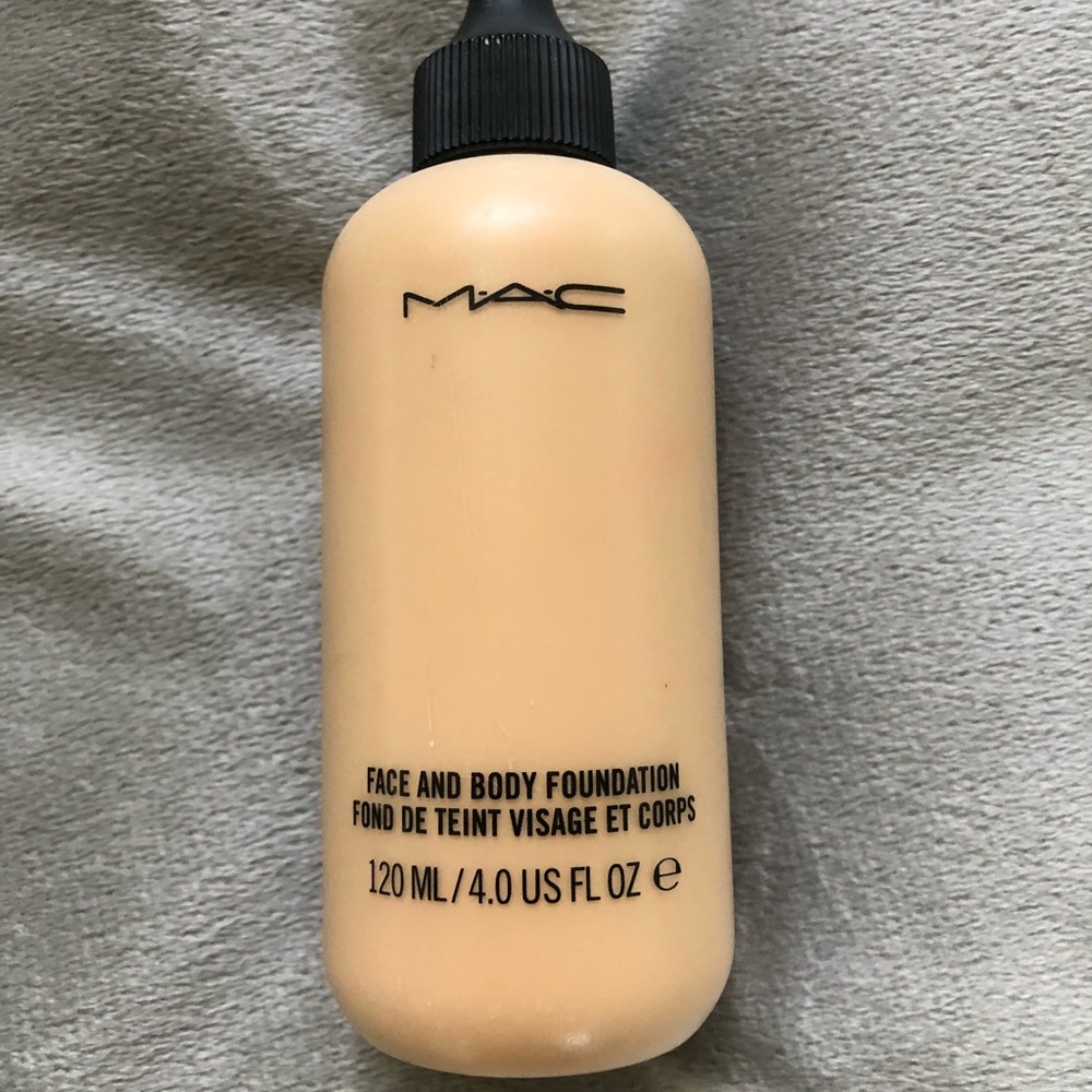 MAC cosmetics face and body foundation C3